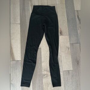 Lululemon High Rise Align ribbed leggings in color Black!